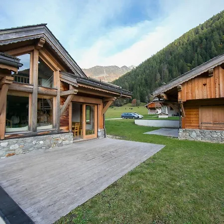 Les Chosalets Chalet Sleeps 8 Domek alpejski