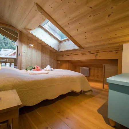 Les Chosalets Chalet Sleeps 8 Domek alpejski *