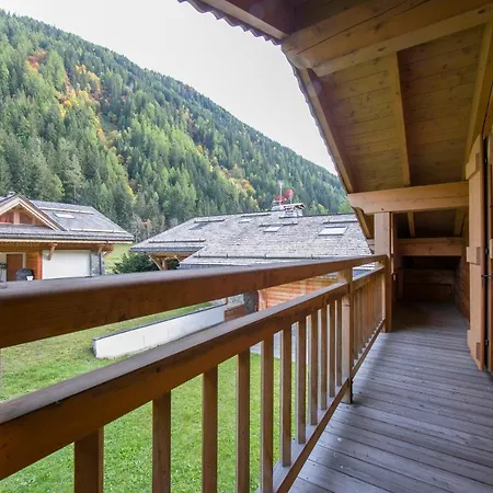 Chalet Les Chosalets Chalet Sleeps 8